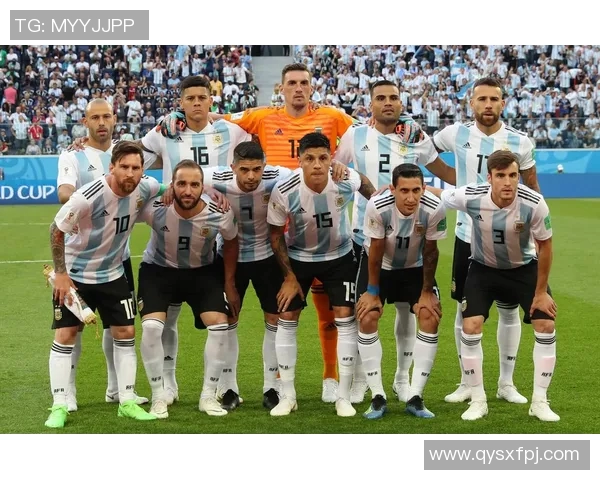 追寻绿茵梦想你心目中的足球明星与他们的传奇故事